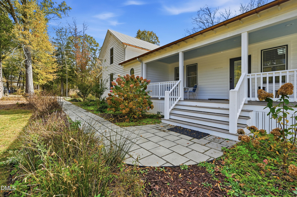 1451 Hawkins Road - Photo 8