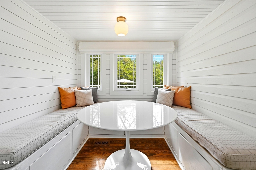 1451 Hawkins Road - Photo 12