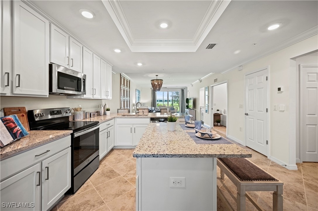 43011 Greenway Boulevard - Photo 2