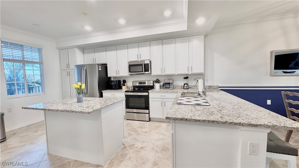 43020 Greenway Boulevard - Photo 2