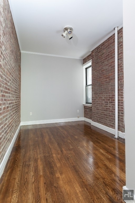East 18th Street - Photo 7