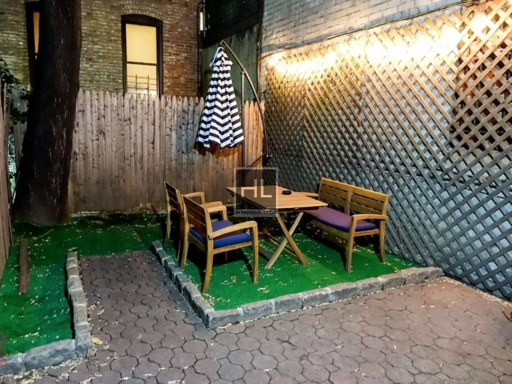 East 26th Street - Photo 6
