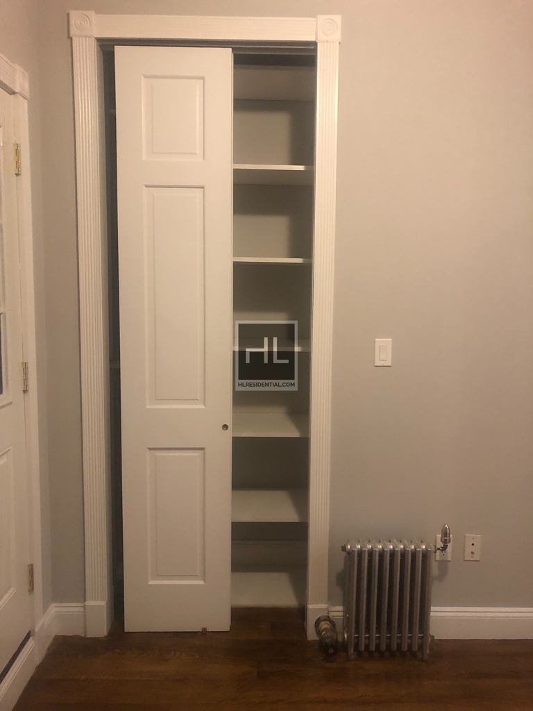 East 26th Street - Photo 13