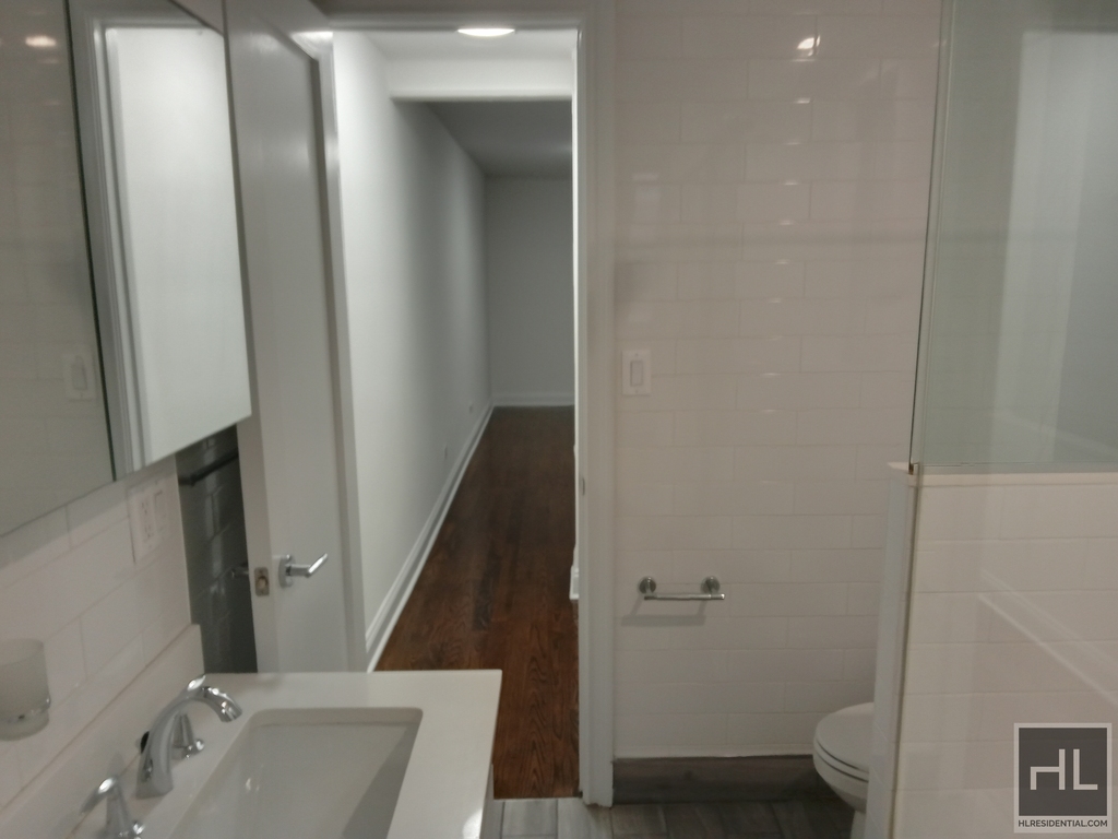 East 72 Street - Photo 20