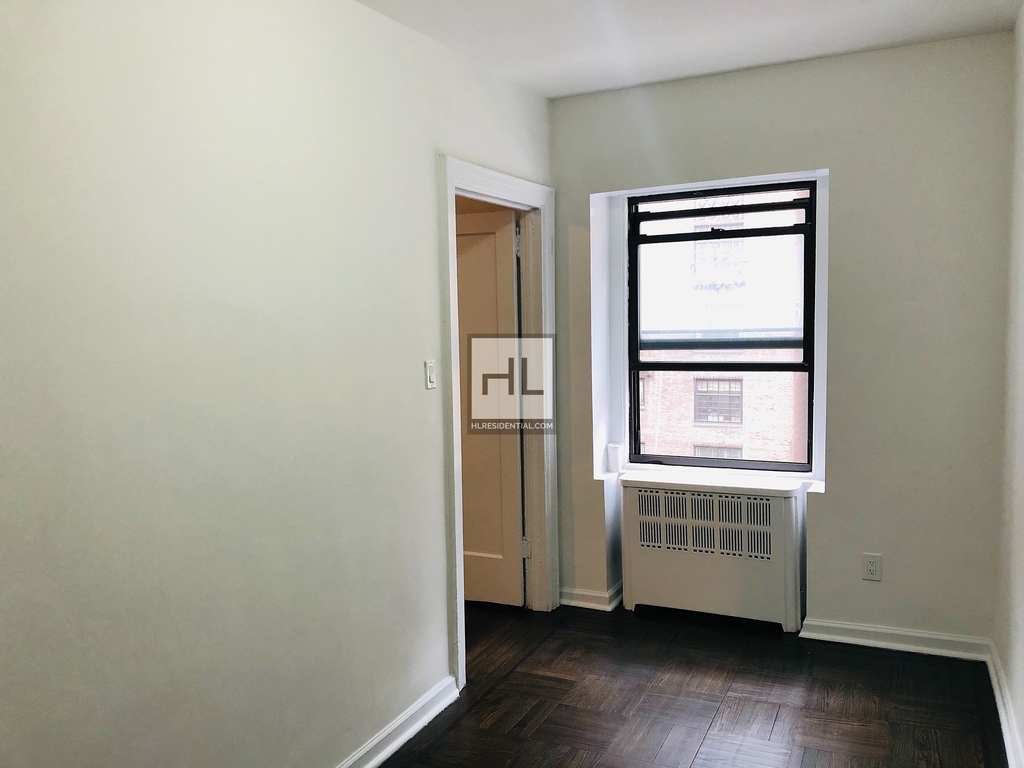 East 72 Street - Photo 24