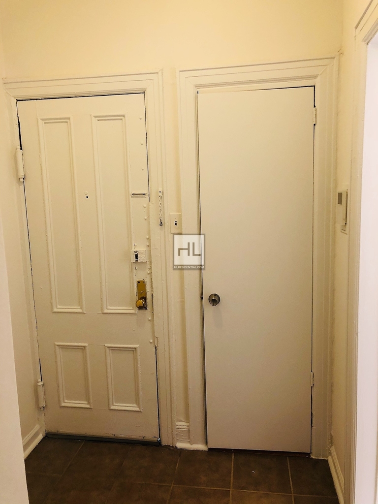 East 72 Street - Photo 29