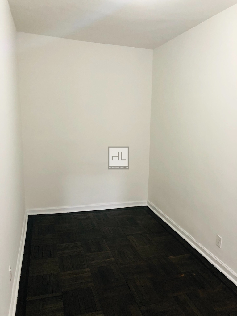 East 72 Street - Photo 25