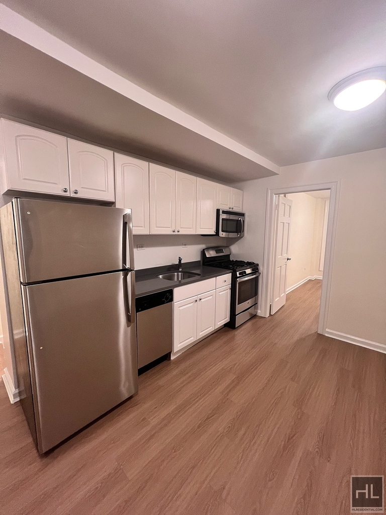 East 84 Street - Photo 1