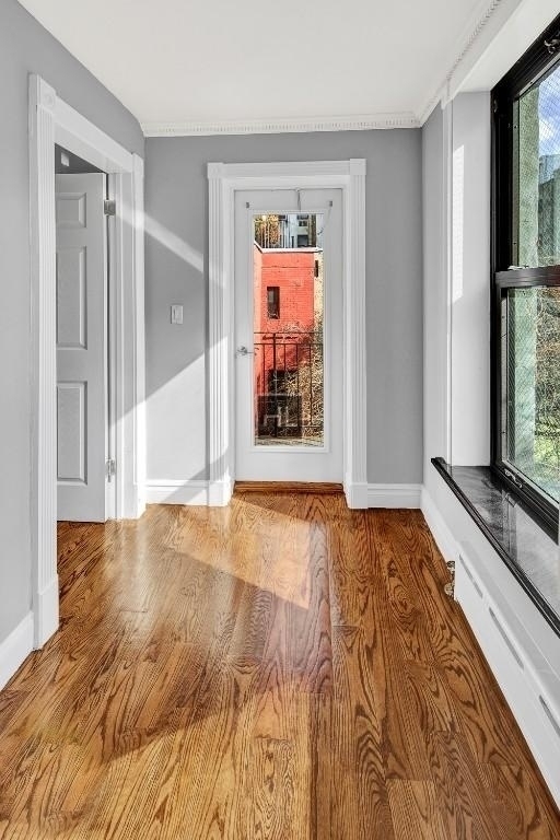 East 29th Street - Photo 11
