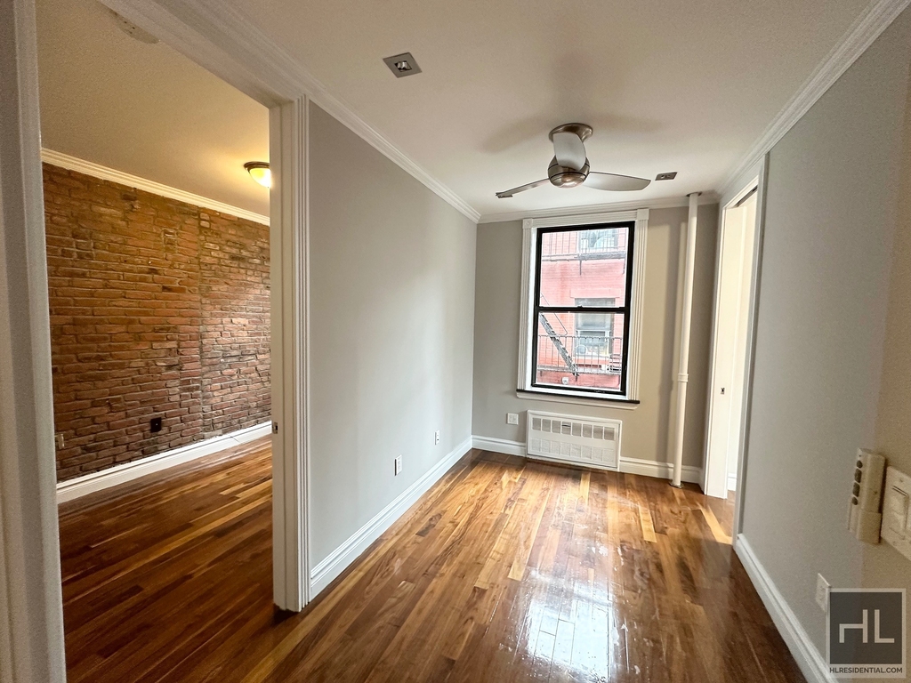 East 29th Street - Photo 14