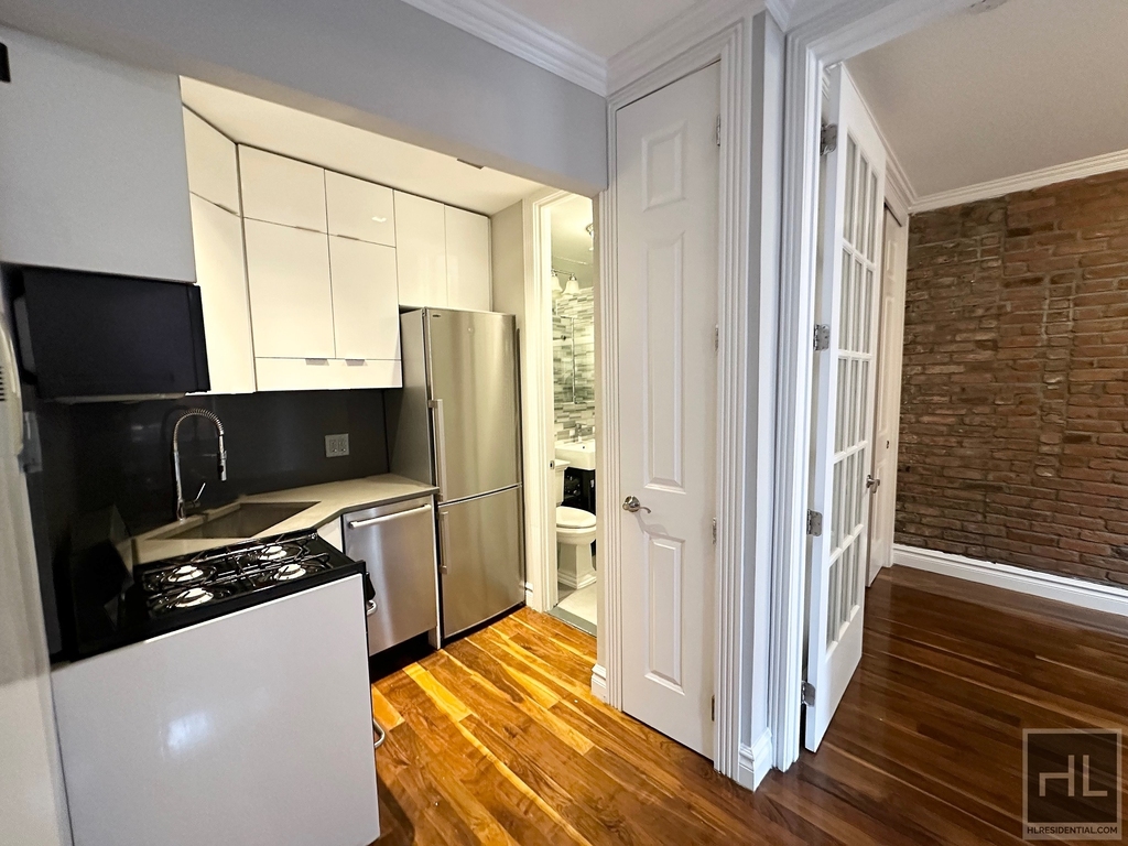 East 29th Street - Photo 1