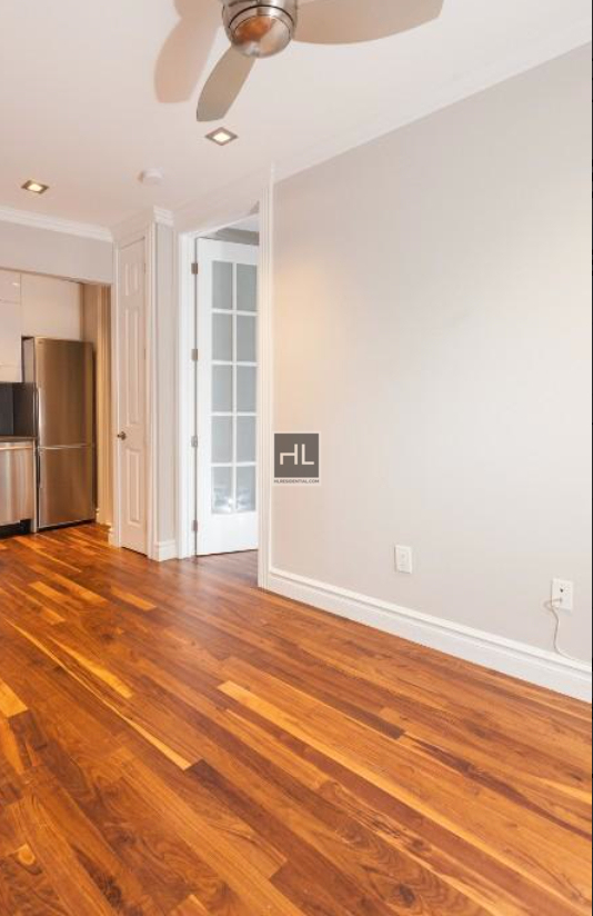 East 29th Street - Photo 23