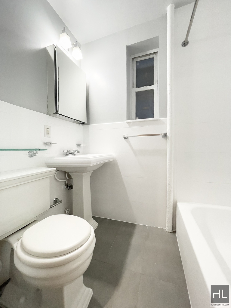 East 23rd Street - Photo 7