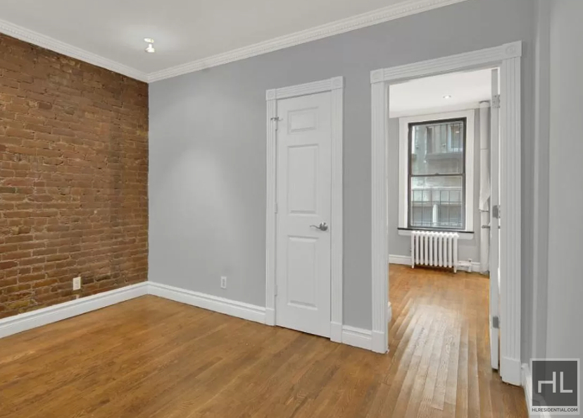 East 23rd Street - Photo 25