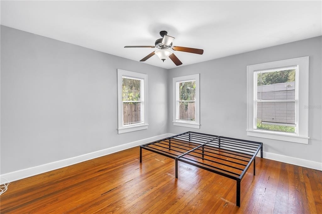 116 16th Avenue Se - Photo 11