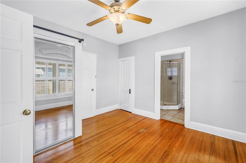 116 16th Avenue Se - Photo 8