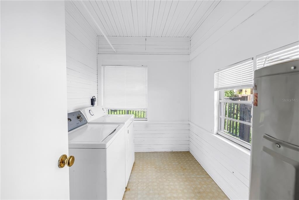 116 16th Avenue Se - Photo 17