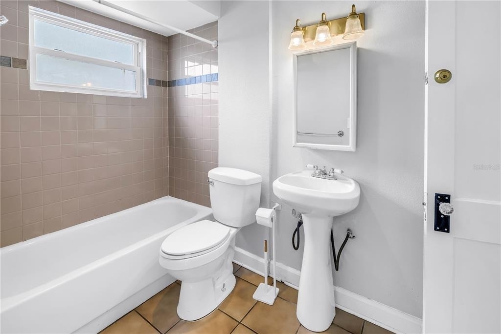 116 16th Avenue Se - Photo 13
