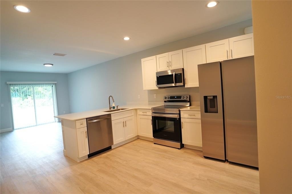 17070 Byron Avenue - Photo 5