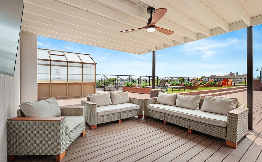 16 Howard Avenue - Photo 7