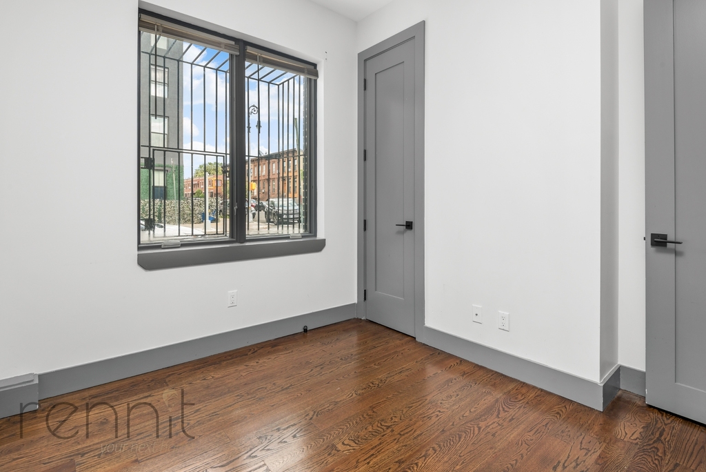 168 Stuyvesant Avenue - Photo 4