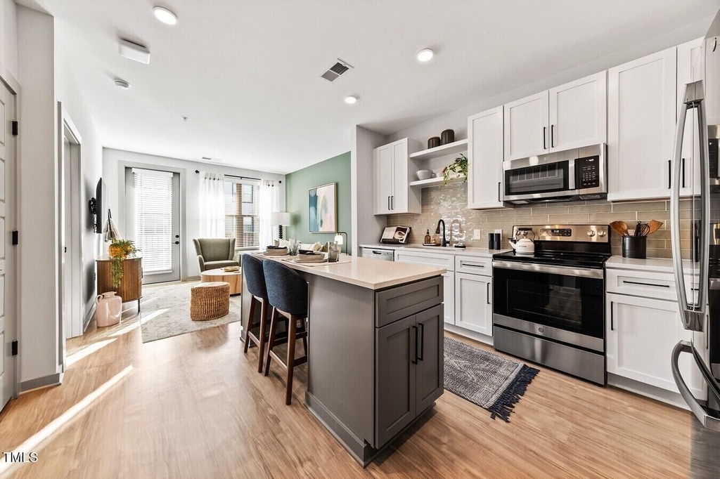 1950 Grisdale Lane - Photo 3