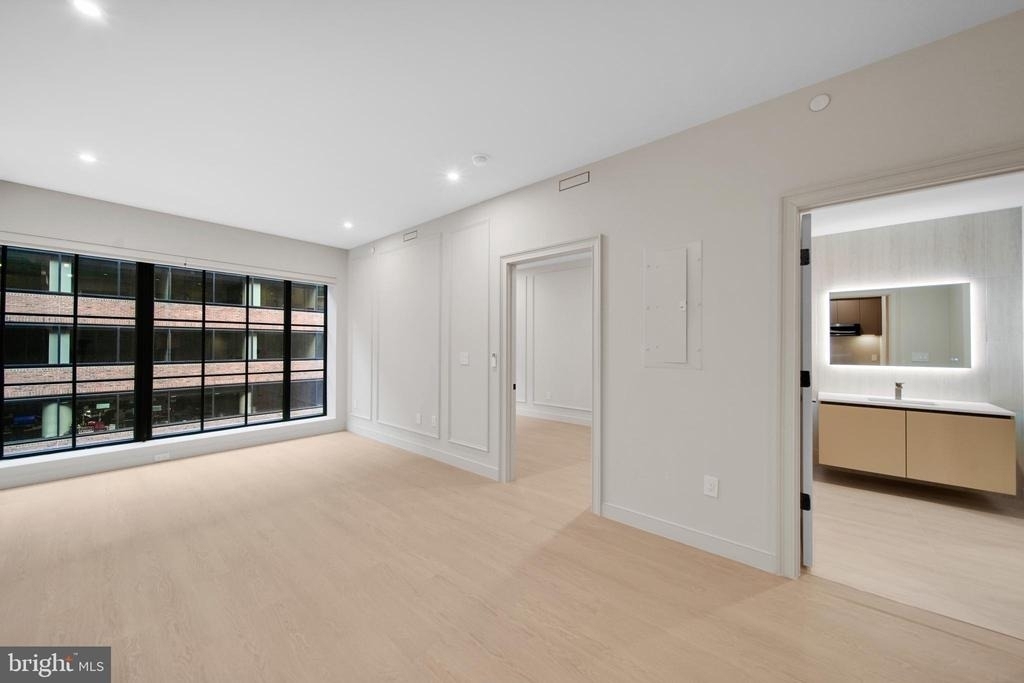 2121 Ward Place Nw - Photo 8