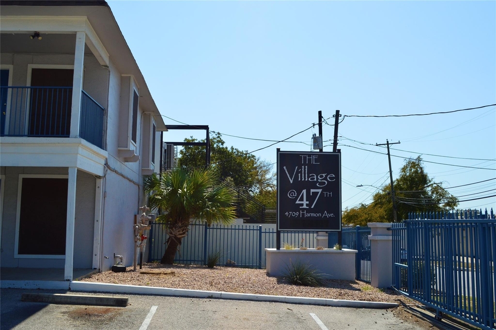 4709 Harmon Ave - Photo 10