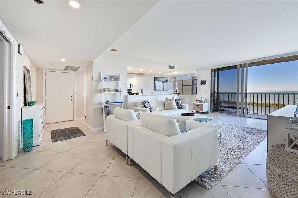 5550 Heron Point Drive - Photo 5