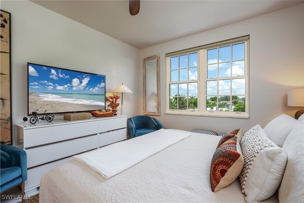 365 5th Avenue S - Photo 12