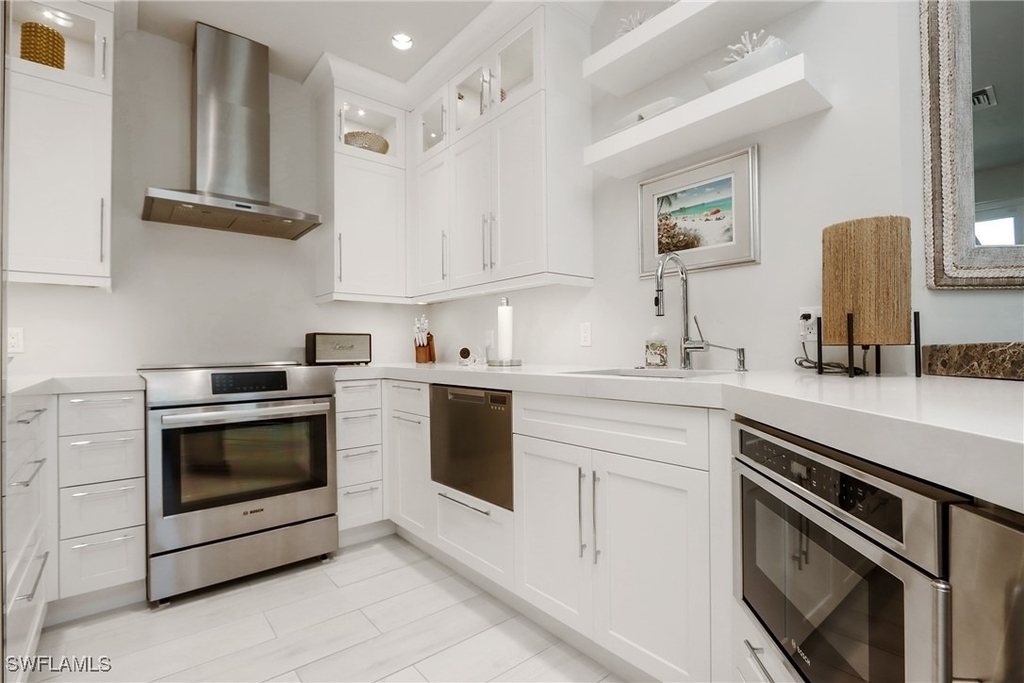 365 5th Avenue S - Photo 2