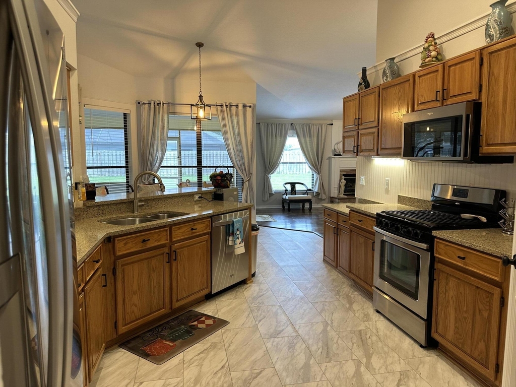 1461 Wellington Circle - Photo 9