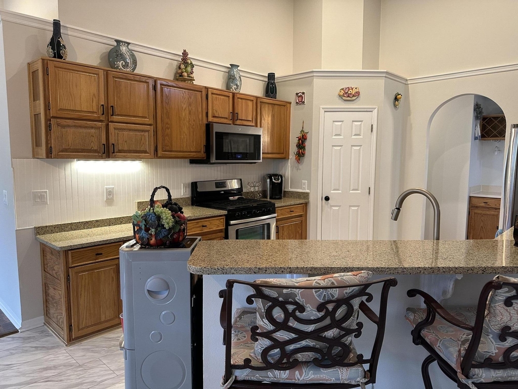 1461 Wellington Circle - Photo 8