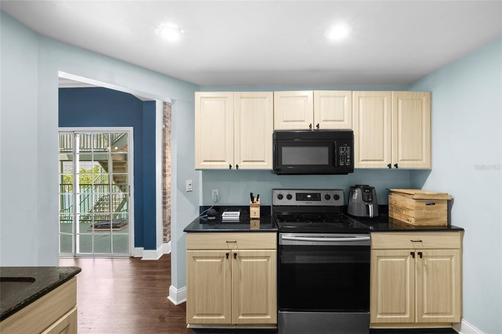 215 Central Avenue - Photo 8