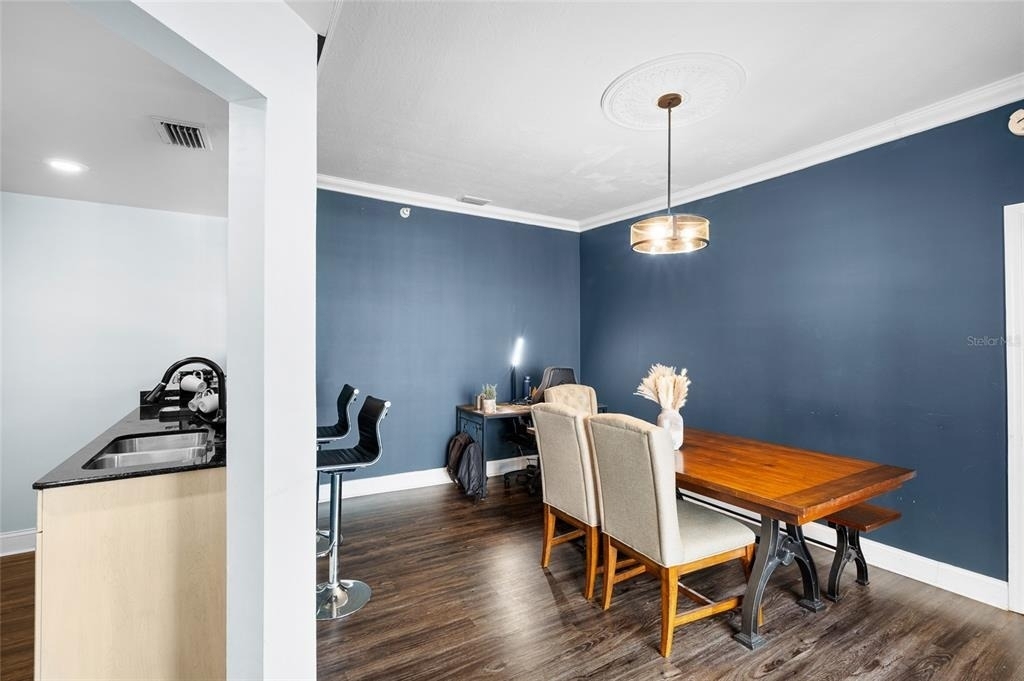 215 Central Avenue - Photo 6