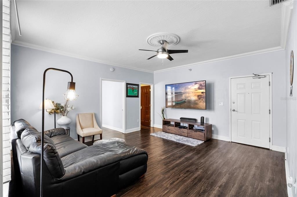 215 Central Avenue - Photo 5