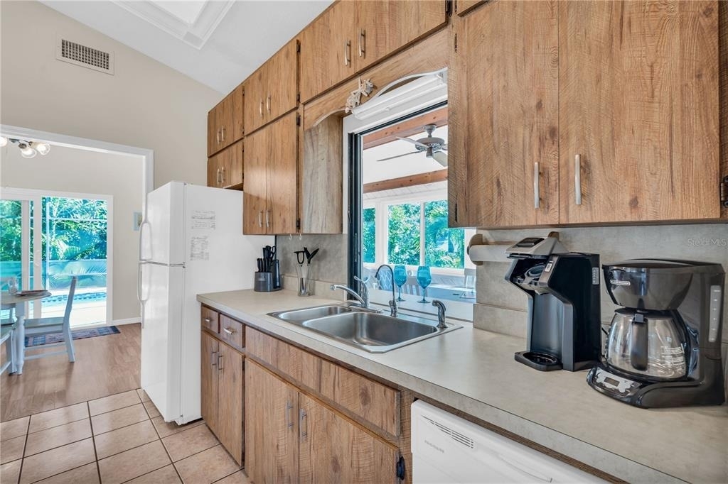 521 Pameto Road - Photo 9