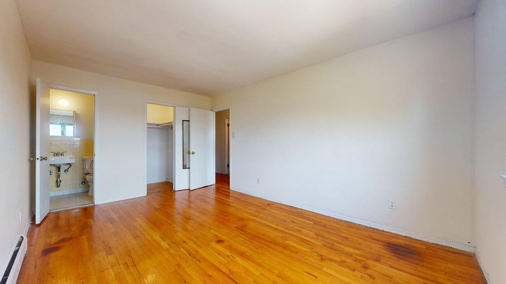31-48 48th Street - Photo 10