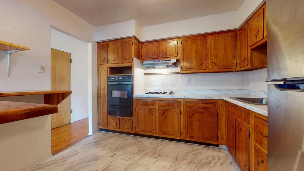 31-48 48th Street - Photo 7