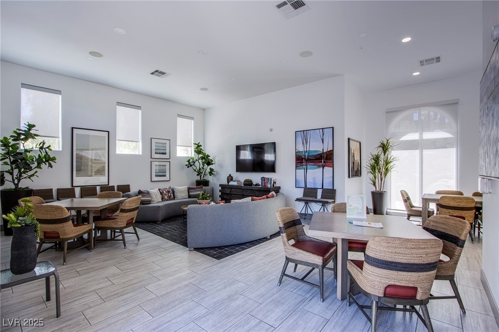 2555 Hampton Road - Photo 30