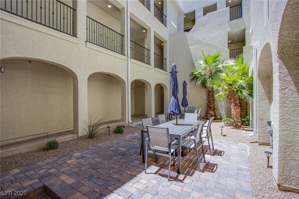 2555 Hampton Road - Photo 0