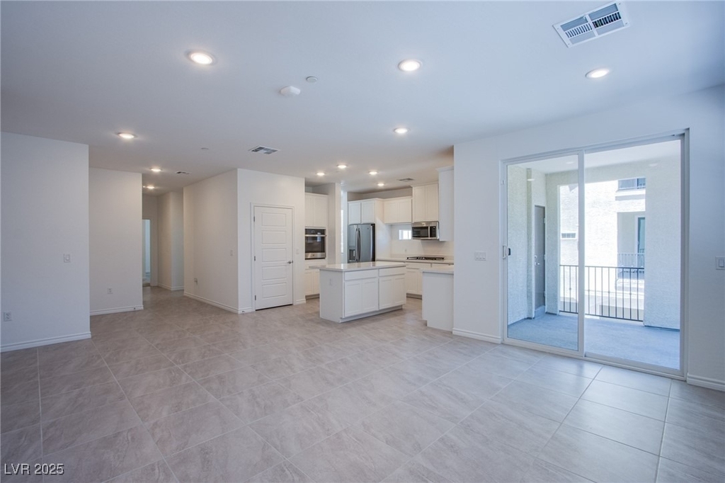 2555 Hampton Road - Photo 4