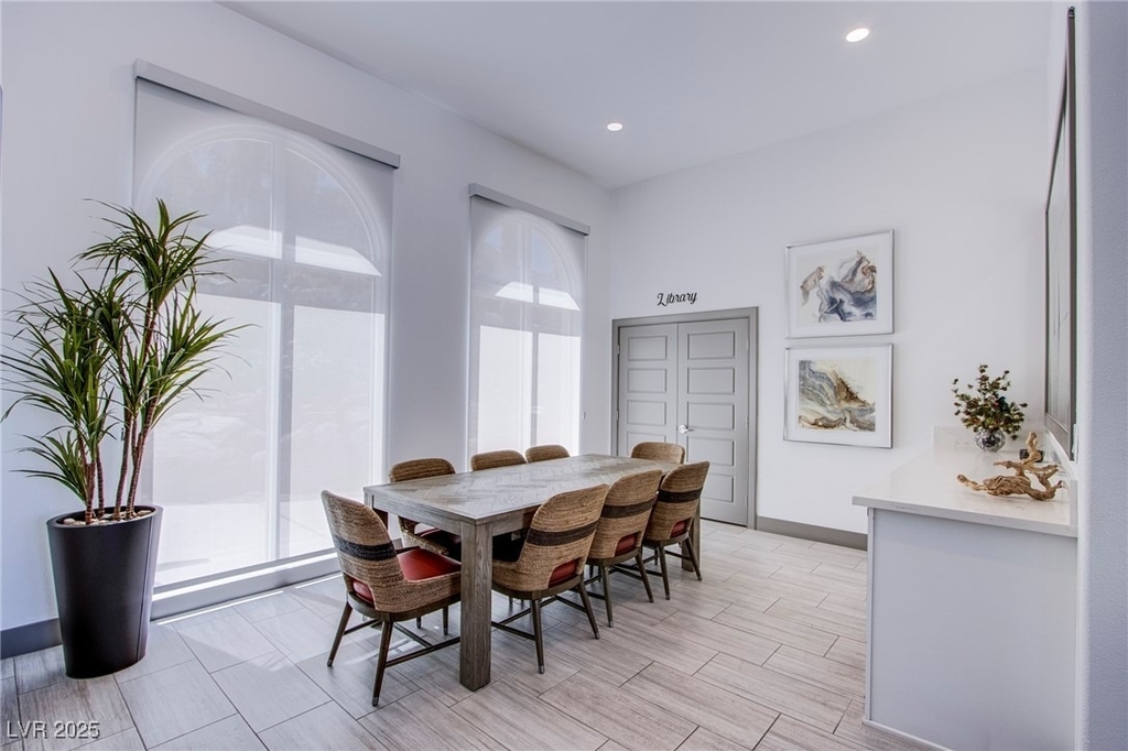 2555 Hampton Road - Photo 32
