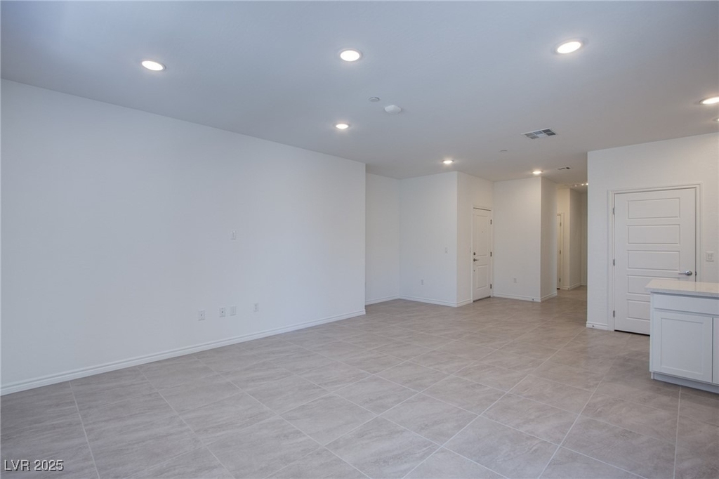 2555 Hampton Road - Photo 8