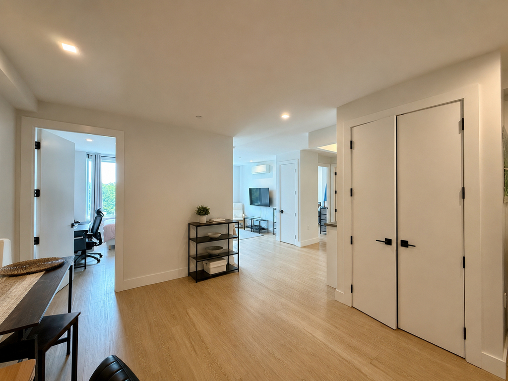 1351 Brooklyn Avenue - Photo 6