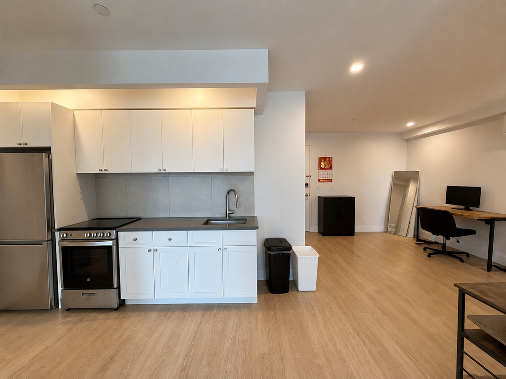 1351 Brooklyn Avenue - Photo 4