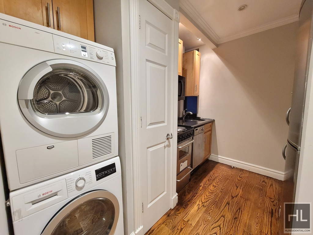 East 23rd Street - Photo 5