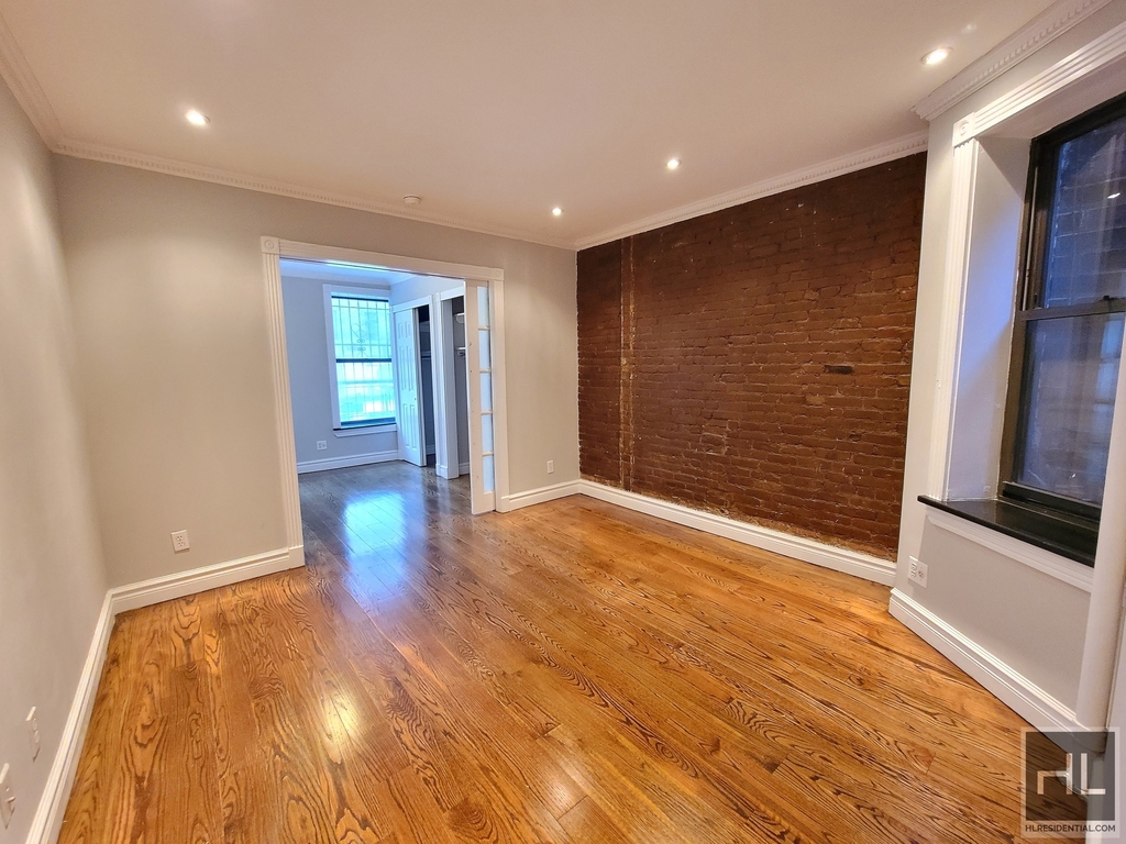 East 23rd Street - Photo 4