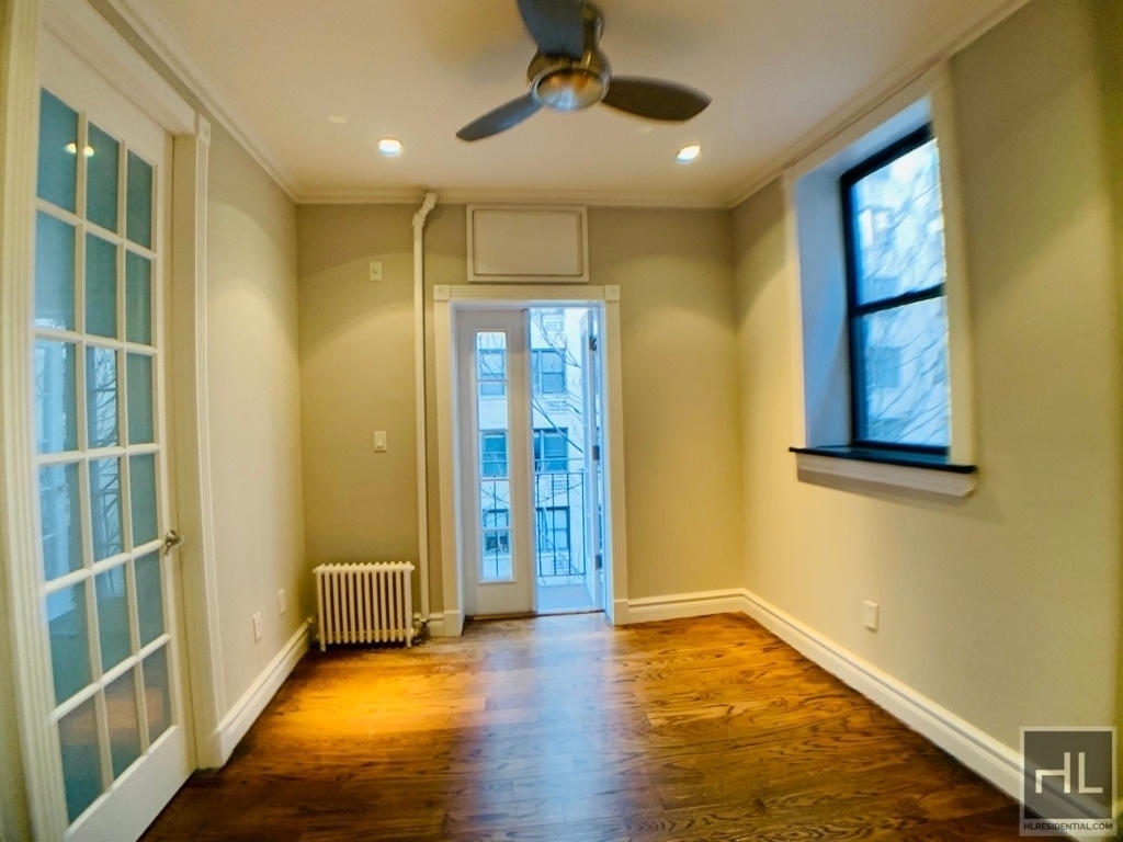 East 35 Street - Photo 1