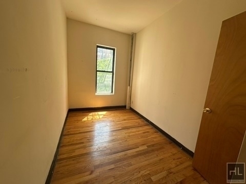 East 14 Street - Photo 1